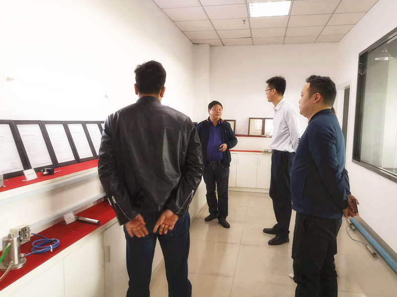 沉降監(jiān)測(cè),路基沉降監(jiān)測(cè),全向位移計(jì),路基面壓實(shí)監(jiān)測(cè),尾礦庫監(jiān)測(cè),邊坡監(jiān)測(cè),基坑監(jiān)測(cè),湖南北斗星空自動(dòng)化